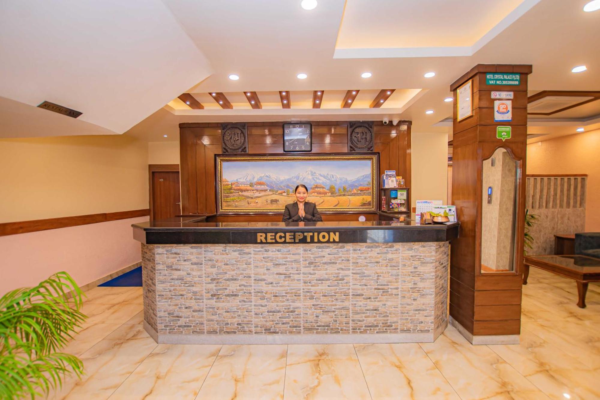 Hotel Crystal Palace Pokhara Ngoại thất bức ảnh